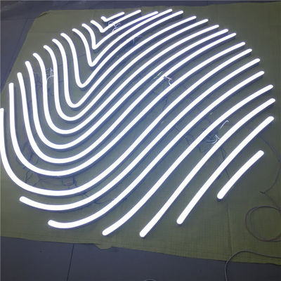 Le strisce principali accese all'aperto hanno illuminato i segni DC12V di affari delle lettere del contrassegno