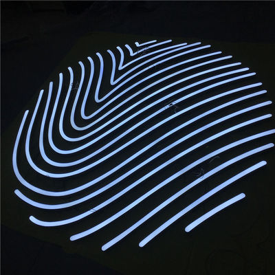 Le strisce principali accese all'aperto hanno illuminato i segni DC12V di affari delle lettere del contrassegno