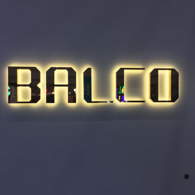 Innesto a vite retroilluminato placcante del segno M4 della lettera del metallo dello specchio dell'oro