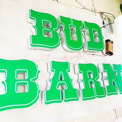 Il ODM ha condotto l'alluminio 3d segna la scatola con lettere di luce acrilica dell'alfabeto di 10cm