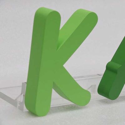 Il salone di bellezza apre il laser di pubblicità del segno della lettera 3D ha tagliato lo spessore di logo 3cm del metallo