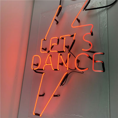 I biglietti di S. Valentino di rossi carmini tatuano il bordo dell'insegna al neon per Antivari domestico 7.5kv