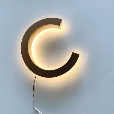 All'aperto accenda l'acciaio inossidabile d'iscrizione acrilico 3cm del contrassegno 304# del segno della lettera 3d