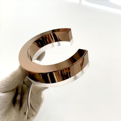 All'aperto accenda l'acciaio inossidabile d'iscrizione acrilico 3cm del contrassegno 304# del segno della lettera 3d